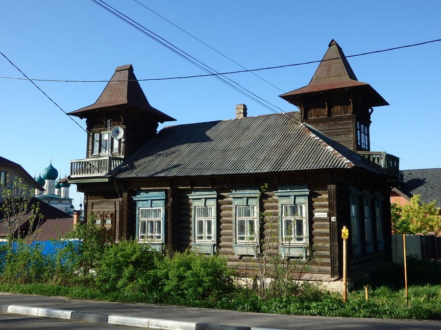 Дом с бельведерами Дом с бельведерами