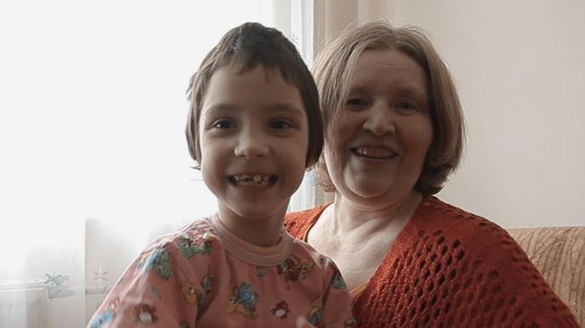 Боженька, вытащи нас: убежище для нуждающихся матерей-одиночек Боженька, вытащи нас: убежище для нуждающихся матерей-одиночек