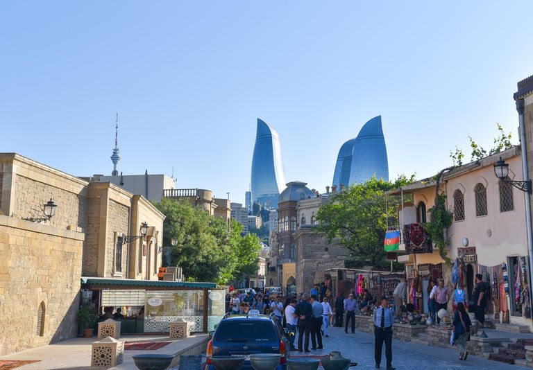 Баку Баку