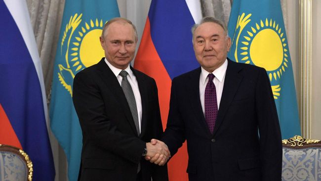 Президент РФ Владимир Путин и  Нурсултан Назарбаев
