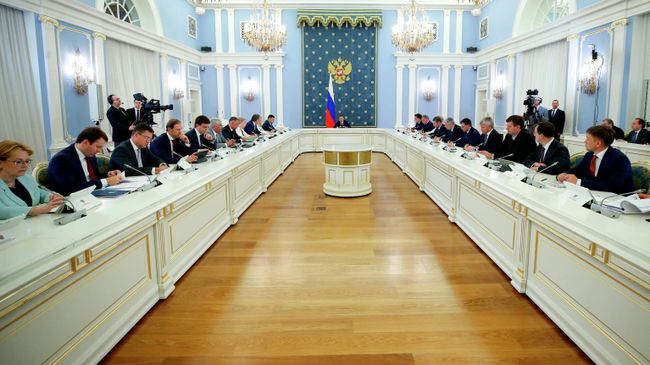 Председатель правительства РФ Дмитрий Медведев проводит заседание правительства РФ. 29 мая 2019 Председатель правительства РФ Дмитрий Медведев проводит заседание правительства РФ. 29 мая 2019