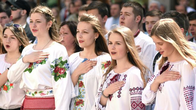 Празднование Дня Вышиванки во Львове, Украина Празднование Дня Вышиванки во Львове, Украина