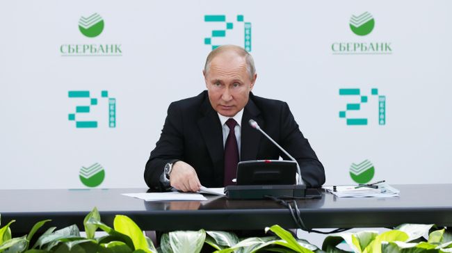 Президент РФ Владимир Путин проводит совещание по развитию технологий в области искусственного интеллекта в школе программирования Школа 21. 30 мая 2019 Президент РФ Владимир Путин проводит совещание по развитию технологий в области искусственного интеллекта в школе программирования Школа 21. 30 мая 2019