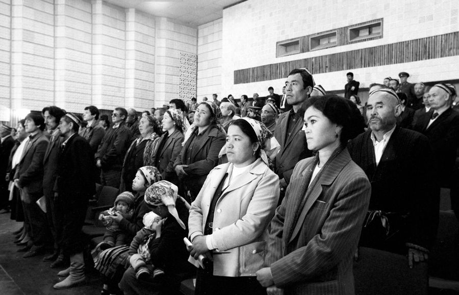 Оглашение приговора участникам ферганского погрома 3-4 июня 1989 года Оглашение приговора участникам ферганского погрома 3-4 июня 1989 года