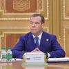 Председатель правительства РФ Дмитрий Медведев на заседании Совета глав правительств Содружества Независимых Государств в Ашхабаде. 31 мая 2019 Председатель правительства РФ Дмитрий Медведев на заседании Совета глав правительств Содружества Независимых Государств в Ашхабаде. 31 мая 2019