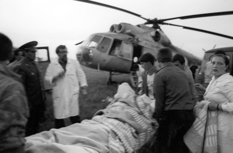 Взрыв произошел 3 июня 1989 года в 23 часа 14 минут на 1710-м км от Москвы на перегоне Уфа-Челябинск Куйбышевской железной дороги. Удар взрывной волны и пламени выбросил с колеи четырнадцать вагонов. Эвакуация пострадавших в больницы Москвы, Уфы, Челябинска