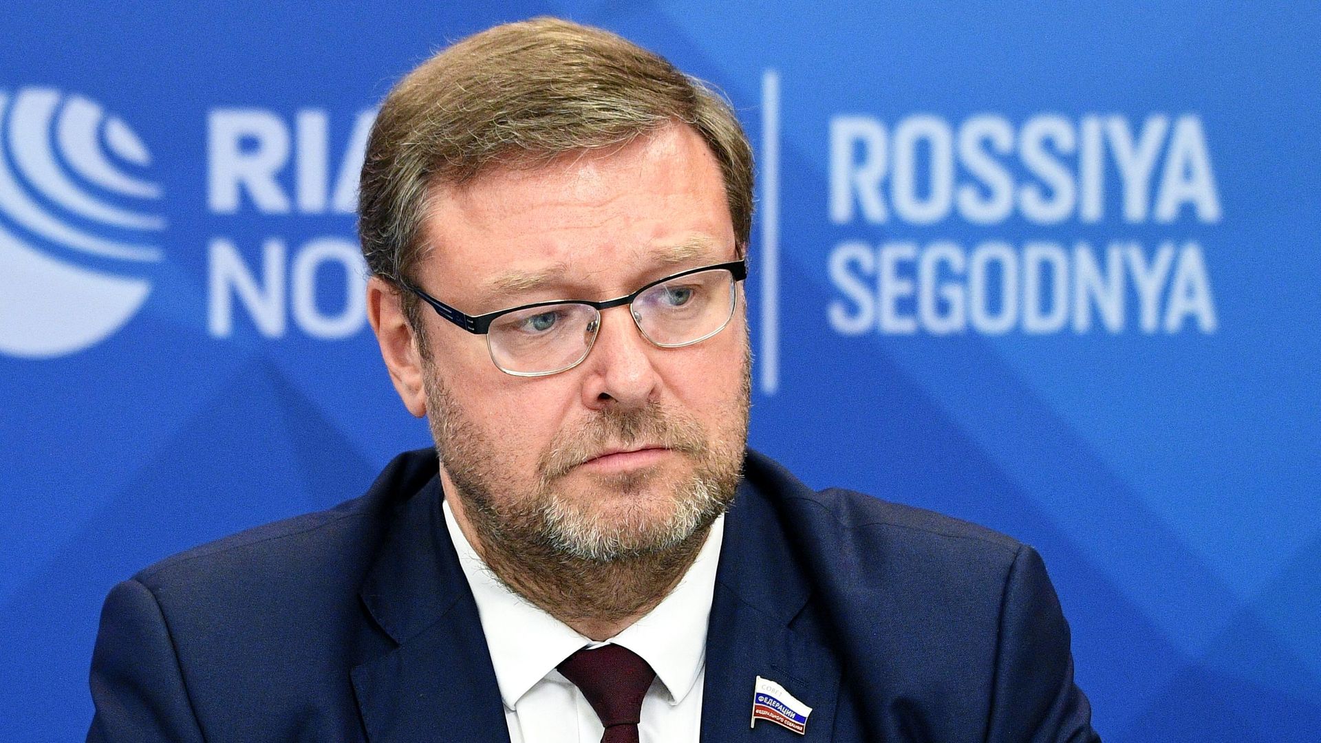Председатель Комитета Совета Федерации по международным делам Константин Косачев на пресс-конференции на тему: Ливадийский форум за 100 часов до старта в ММПЦ МИА Россия сегодня. 31 мая 2019 - РИА Новости, 1920, 09.10.2020
