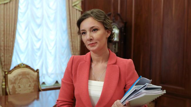 Уполномоченный при президенте РФ по правам ребенка Анна Кузнецова Уполномоченный при президенте РФ по правам ребенка Анна Кузнецова