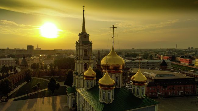 Успенский собор на территории Тульского кремля Успенский собор на территории Тульского кремля