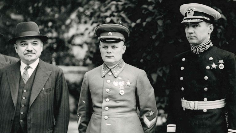 Приезд миссии в Лондон. 8 июля 1941 Приезд миссии в Лондон. 8 июля 1941