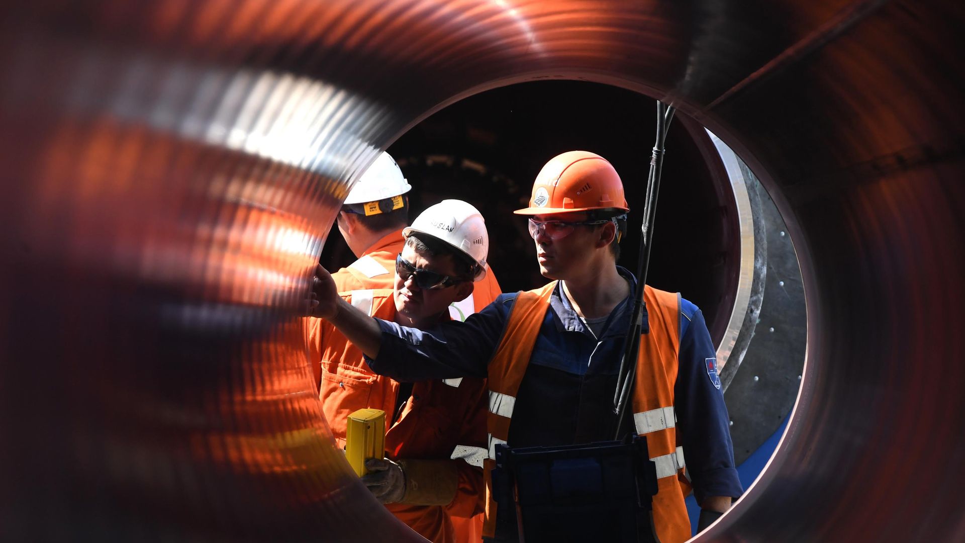 Рабочие на участке строительства газопровода Северный поток-2 в Ленинградской области Рабочие на участке строительства газопровода Северный поток-2 в Ленинградской области - РИА Новости, 1920, 08.06.2021