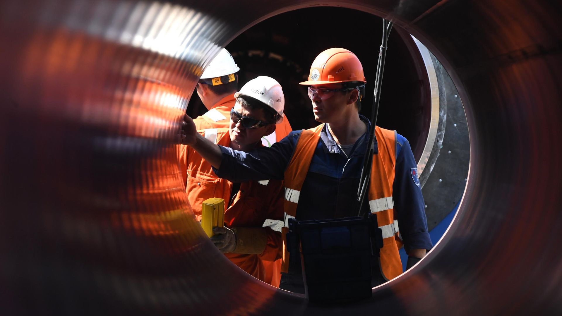 Рабочие на участке строительства газопровода Северный поток-2 в Ленинградской области Рабочие на участке строительства газопровода Северный поток-2 в Ленинградской области - РИА Новости, 1920, 08.06.2021