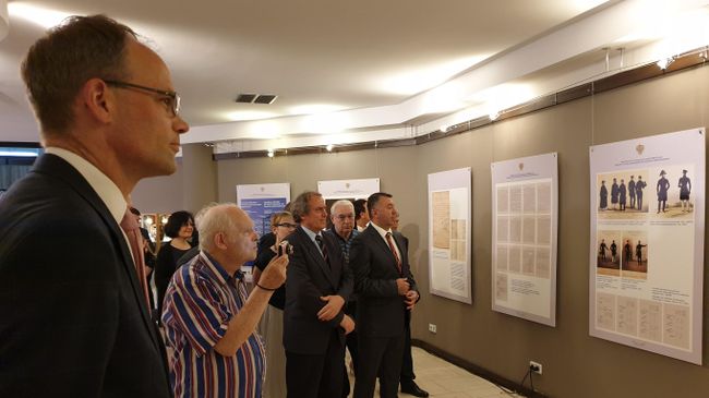 В Берлине торжественно открыли выставку 210 лет Консульской службе МИД России