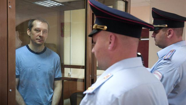 Дмитрий Захарченко в Пресненском суде Москвы. 10 июня 2019 Дмитрий Захарченко в Пресненском суде Москвы. 10 июня 2019
