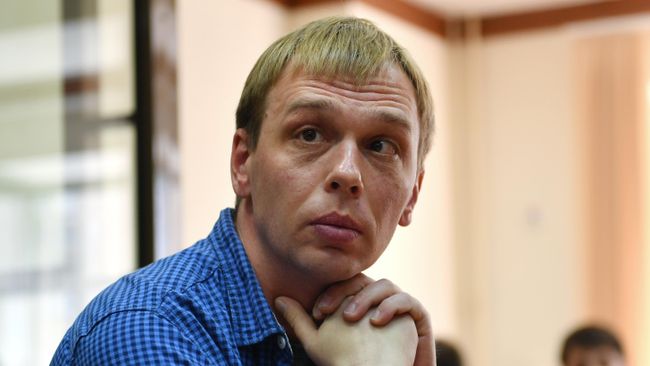 Журналист интернет-издания Медуза Иван Голунов в Мосгорсуде Журналист интернет-издания Медуза Иван Голунов в Мосгорсуде