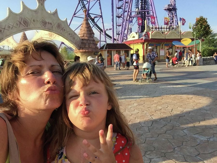 Светлана с дочерью Александрой в Сочи Светлана с дочерью Александрой в Сочи