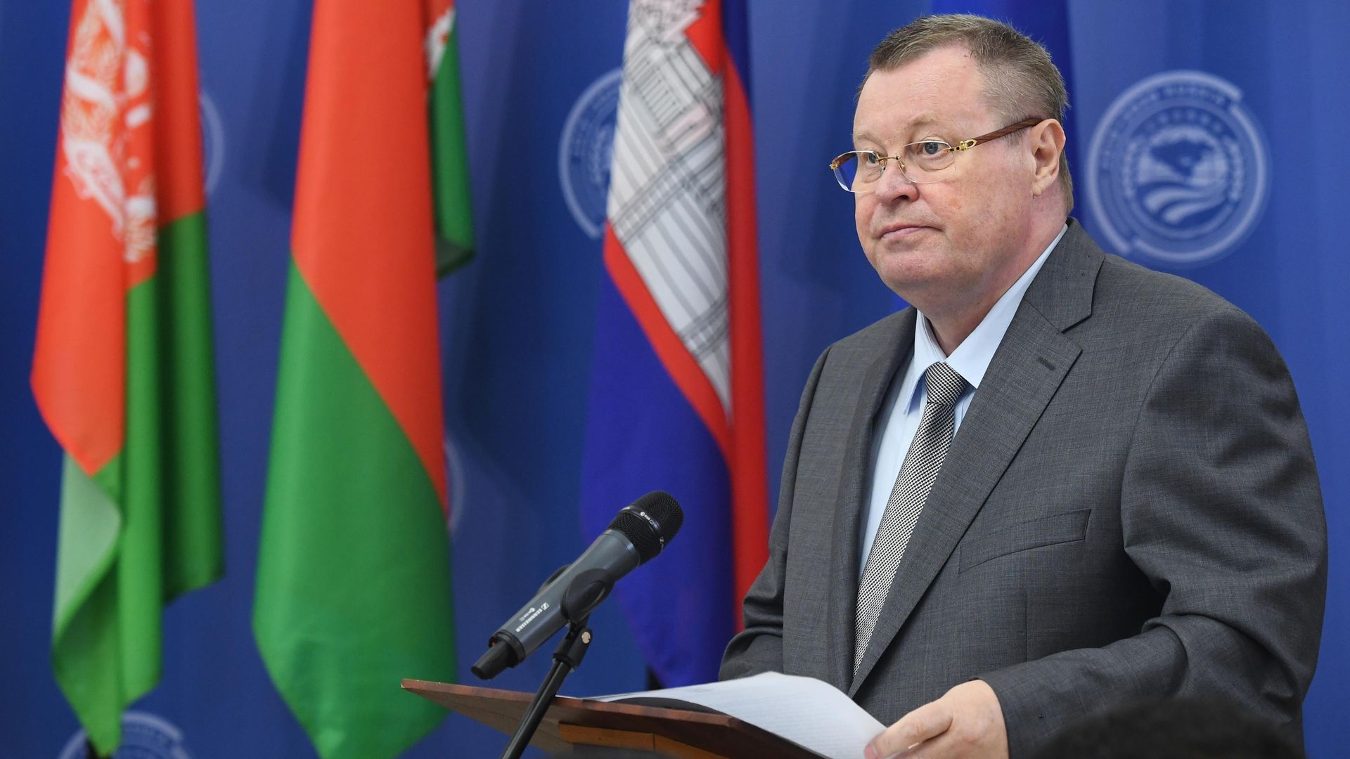 Полномочный представитель президента РФ в Южном федеральном округе Владимир Устинов - РИА Новости, 1920, 02.12.2022