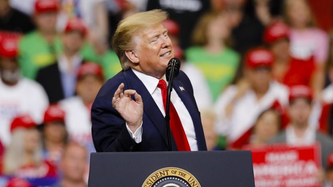 Президент США Дональд Трамп на встрече с избирателями в Орландо (штат Флорида). 18 июня 2019