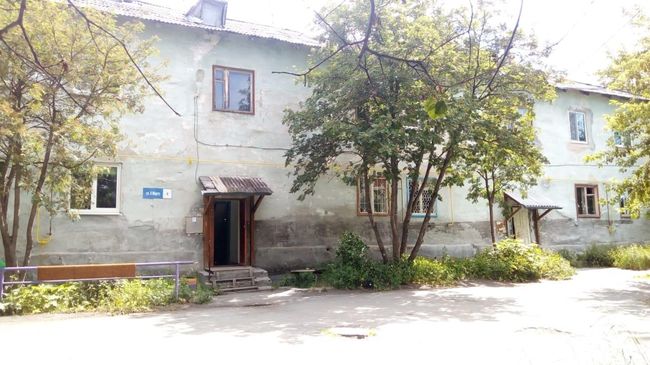 Дома на улице 8 Марта в городе Асбесте Свердловской области, в отношении которых организованао проведение доследственной проверки по информации об их аварийном состоянии Дома на улице 8 Марта в городе Асбесте Свердловской области, в отношении которых организованао проведение доследственной проверки по информации об их аварийном состоянии