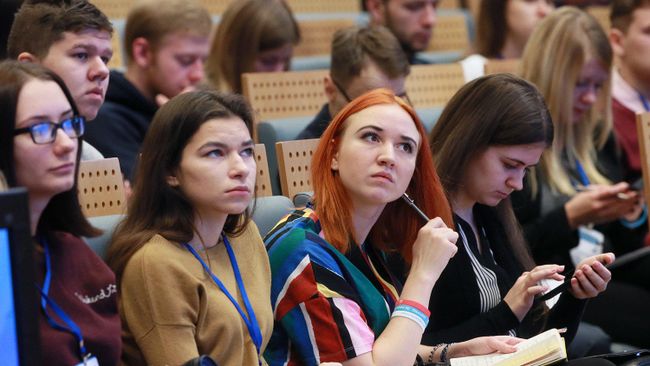 Эксперты обсудили проблемы и успехи внедрения стандарта поддержки добровольчества в регионах