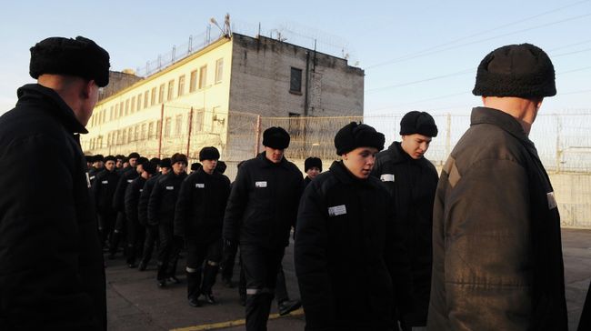 В исправительной колонии В исправительной колонии