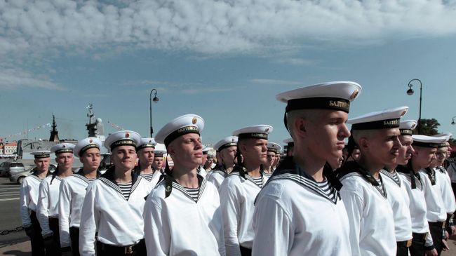 Генеральная репетиция парада к дню ВМФ в Санкт-Петербурге
