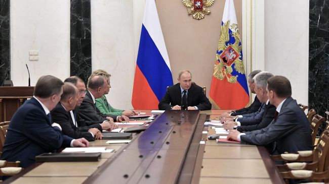 Президент РФ Владимир Путин проводит заседание Совета безопасности РФ. 21 июня 2019 Президент РФ Владимир Путин проводит заседание Совета безопасности РФ. 21 июня 2019