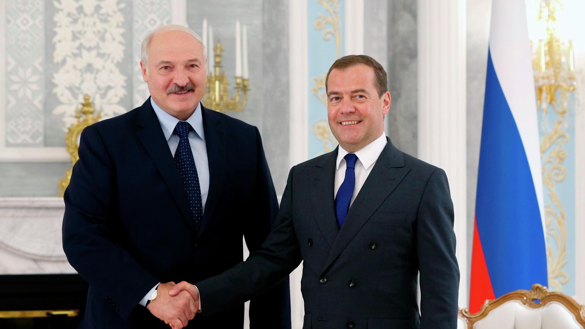 Рабочий визит премьер-министра РФ Д. Медведева в Белоруссию Рабочий визит премьер-министра РФ Д. Медведева в Белоруссию - РИА Новости, 1920, 18.02.2021