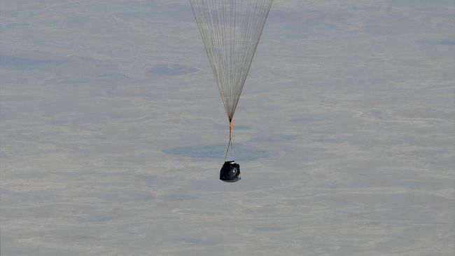 Посадка пилотируемого корабля Союз МС-11 Посадка пилотируемого корабля Союз МС-11