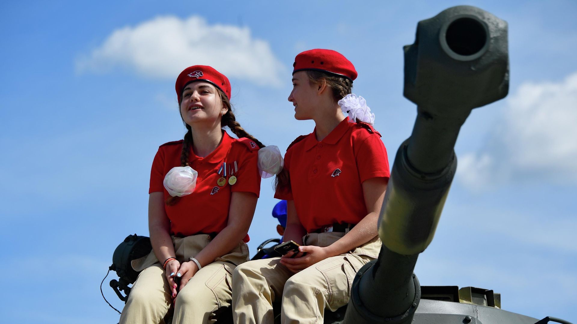 Представители военно-патриотического общественного движения Юнармия - РИА Новости, 1920, 31.07.2026