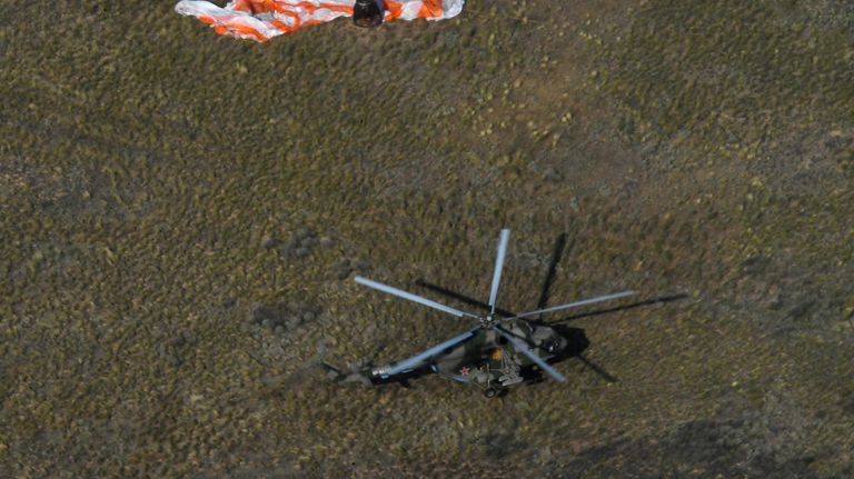 Посадка пилотируемого корабля Союз МС-11 Посадка пилотируемого корабля Союз МС-11