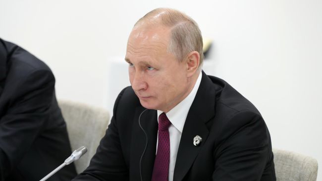 Рабочий визит президента РФ В. Путина в Японию для участия в саммите Группы двадцати Рабочий визит президента РФ В. Путина в Японию для участия в саммите Группы двадцати