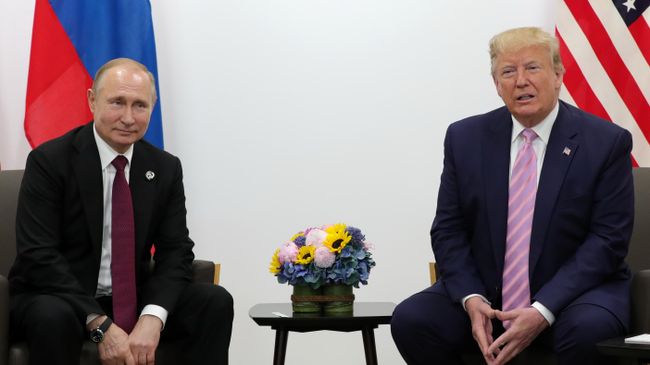 Президент РФ Владимир Путин и президент США Дональд Трамп