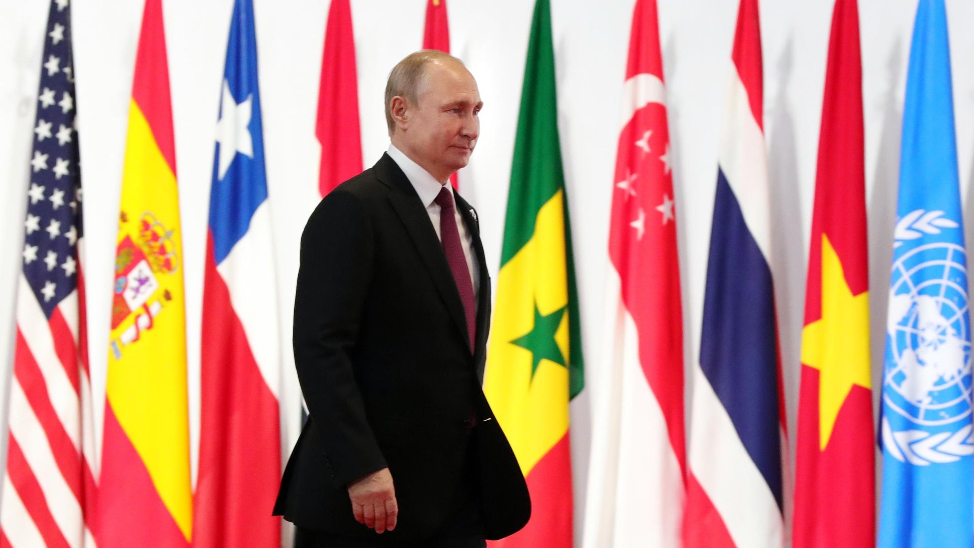 Владимир Путин на полях саммита Группы двадцати в Осаке. 28 июня 2019 Владимир Путин на полях саммита Группы двадцати в Осаке. 28 июня 2019 - РИА Новости, 1920, 18.12.2025