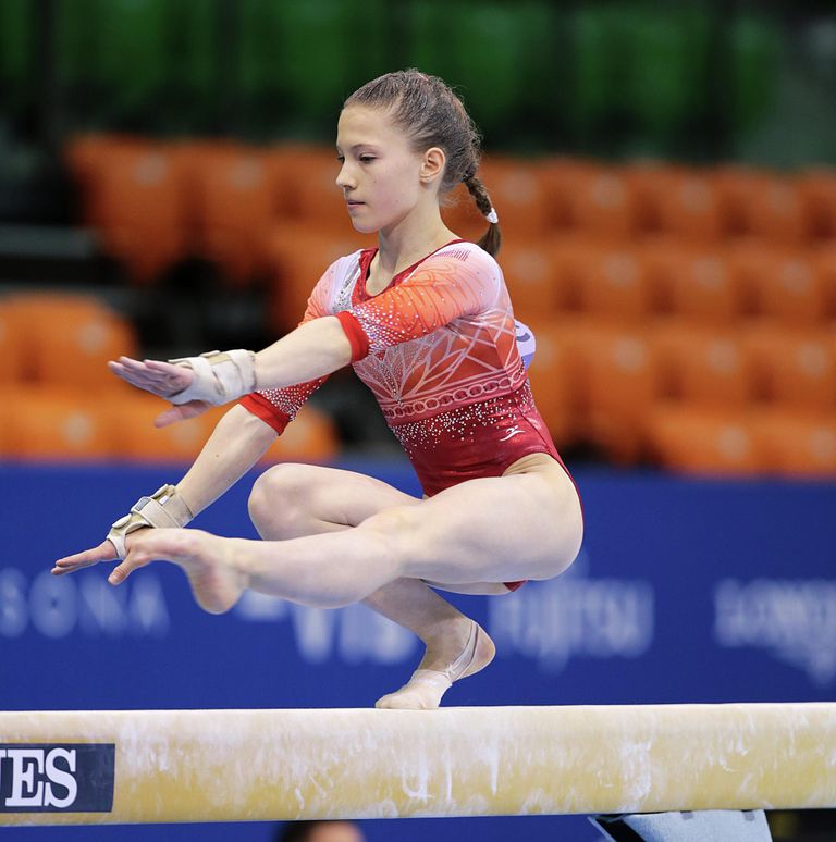 Владислава Уразова на чемпионате мира по спортивной гимнастике в Дьере
