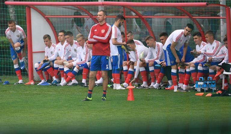 Тренер вратарей юношеской сборной России (U-18) Александр Филимонов