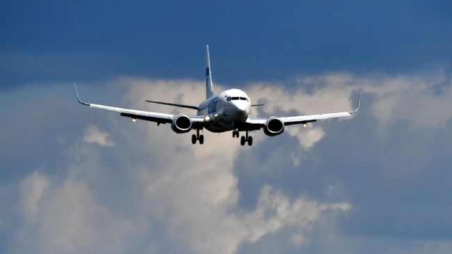 Cамолет Boeing 737 авиакомпании UTair