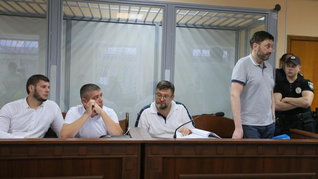 Руководитель портала РИА Новости Украина Кирилл Вышинский на заседании Подольского районного суда Киева Руководитель портала РИА Новости Украина Кирилл Вышинский на заседании Подольского районного суда Киева