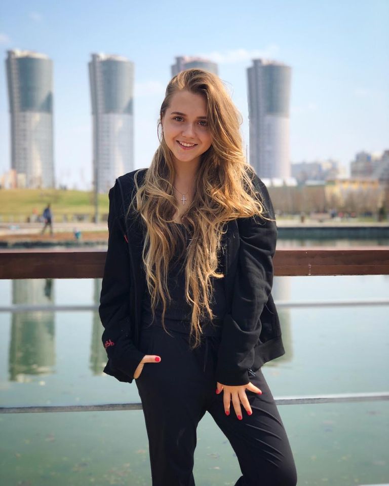 Фигуристка Елена Радионова