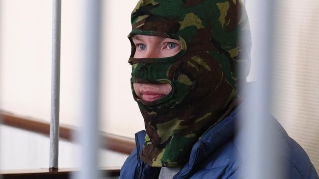 Задержанный Федеральной службой безопасности Александр Воробьев в Лефортовском суде Москвы. 5 июля 2019 Задержанный Федеральной службой безопасности Александр Воробьев в Лефортовском суде Москвы. 5 июля 2019