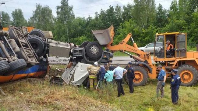 ДТП на автодороге Обоянь-Суджа Беловского района Курской области. 8 июля 2019 ДТП на автодороге Обоянь-Суджа Беловского района Курской области. 8 июля 2019