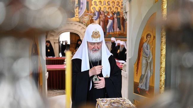 Патриарх Московский и всея Руси Кирилл на заседании Священного Синода Русской православной церкви в Спасо-Преображенском Валаамском монастыре Патриарх Московский и всея Руси Кирилл на заседании Священного Синода Русской православной церкви в Спасо-Преображенском Валаамском монастыре