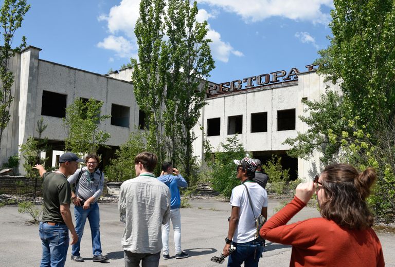Туристический бум в Чернобыльской зоне отчуждения Туристический бум в Чернобыльской зоне отчуждения