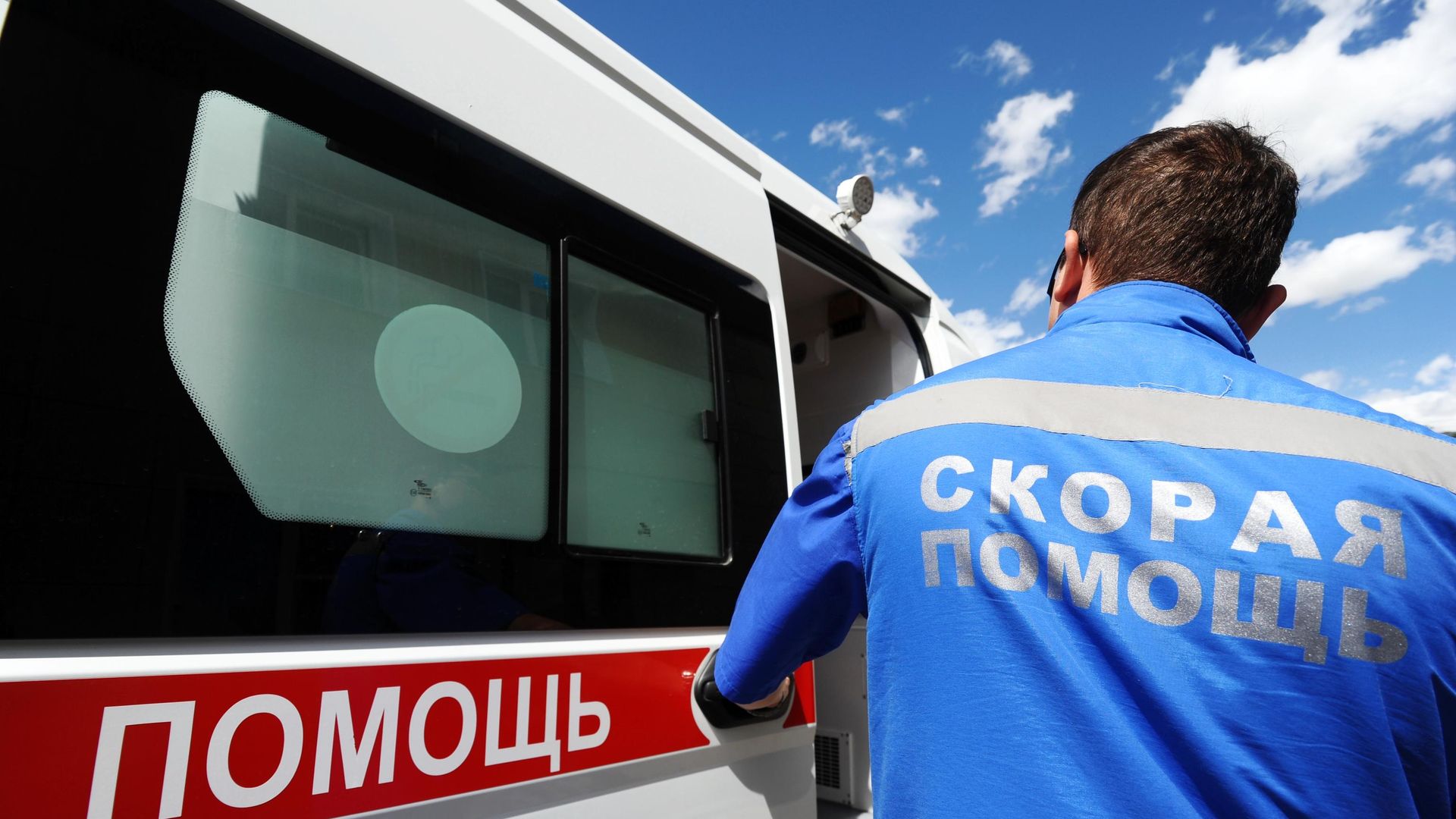Фельдшер станции скорой медицинской помощи - РИА Новости, 1920, 13.06.2025