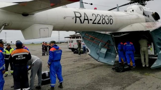 Спасательная операция МЧС России в Бай-Тайгинском районе Тувы, где перевернулась автомашина УАЗ Спасательная операция МЧС России в Бай-Тайгинском районе Тувы, где перевернулась автомашина УАЗ