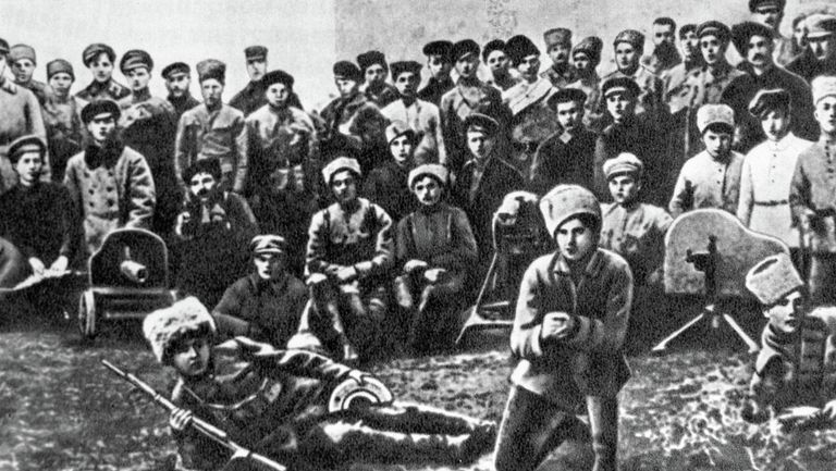 Красногвардейцы Киева - участники боев с войсками Центральной рады. 1919 год