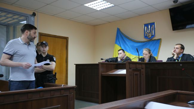 Руководитель портала РИА Новости Украина Кирилл Вышинский на заседании Подольского районного суда Киева Руководитель портала РИА Новости Украина Кирилл Вышинский на заседании Подольского районного суда Киева