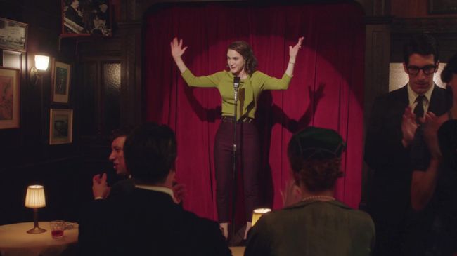 Кадр из сериала Удивительная миссис Мейзел Кадр из сериала Удивительная миссис Мейзел