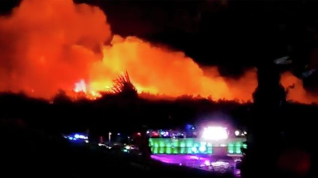Пожар во время музыкального фестиваля на острове Паг в Хорватии. 16 июля 2019 Пожар во время музыкального фестиваля на острове Паг в Хорватии. 16 июля 2019