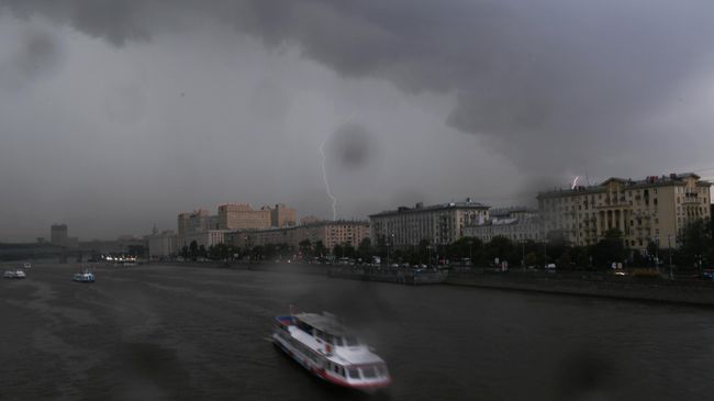 Дождь в Москве Дождь в Москве